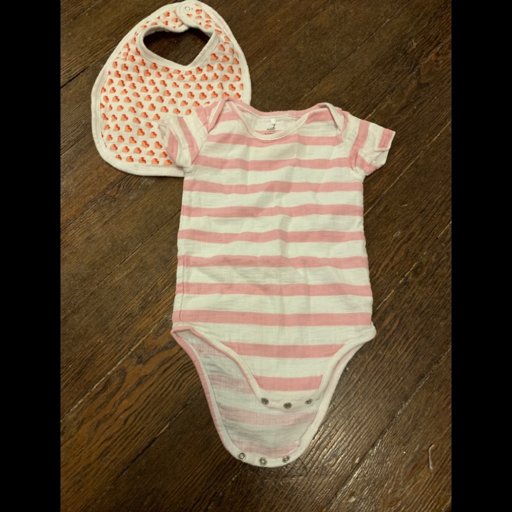 Aden & Anais Girls Lot Hearts And Stripes 0-3 M